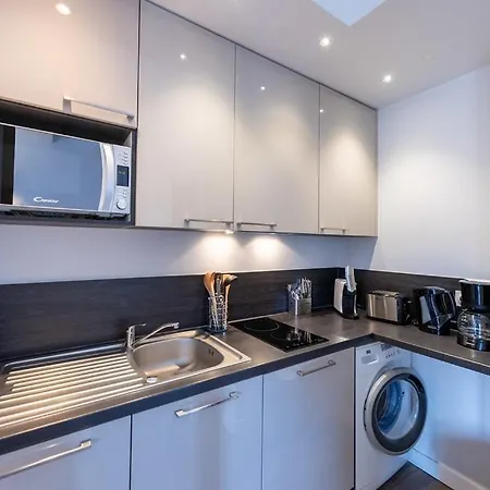 & Le Madeloc - Centre