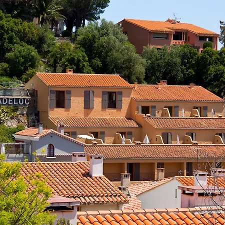 Hotel & Le Madeloc - Centre 4*