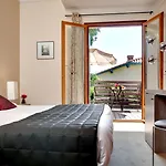 & Le Madeloc - Centre 4*
