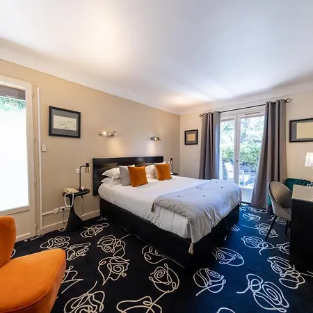 Le Madeloc & Hotel 4*