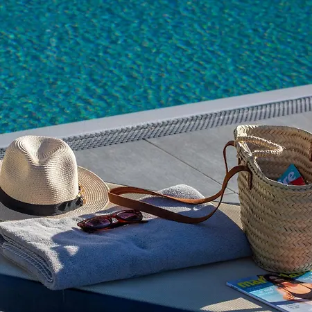 & Le Madeloc - Centre Hotell 4*