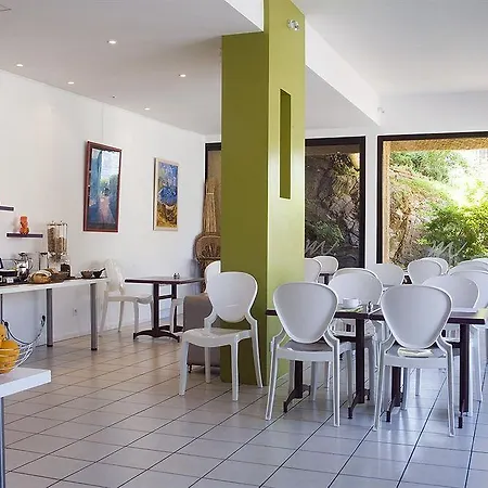 Madeloc Hotel 4*
